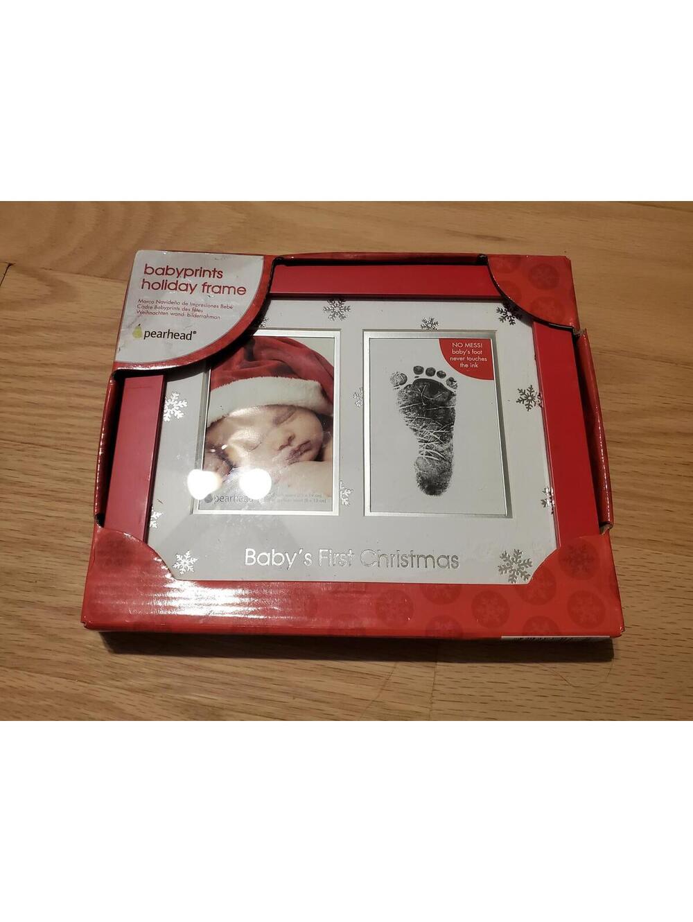 Pearhead Baby's First Christmas Holiday Frame with Babyprints